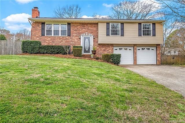 1st image of 5946 Carpenter Dr