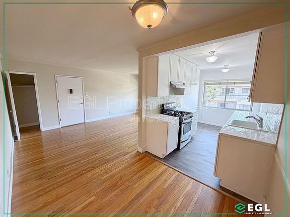 4th image of 1168 N Curson Ave APT 10