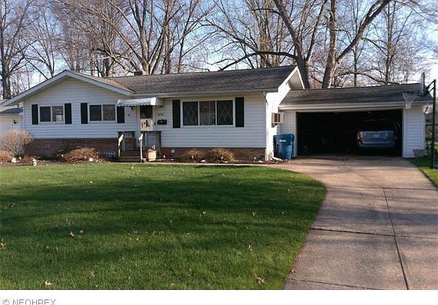 1st image of 26961 Eastwood Ln