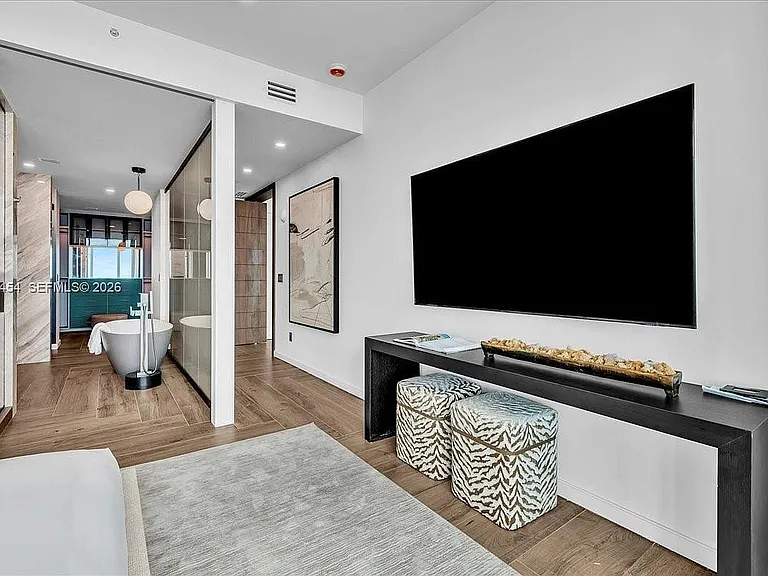 888 Biscayne Blvd #5704 — Photo 42