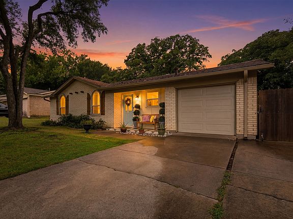 4th image of 7121 Crabtree Ln