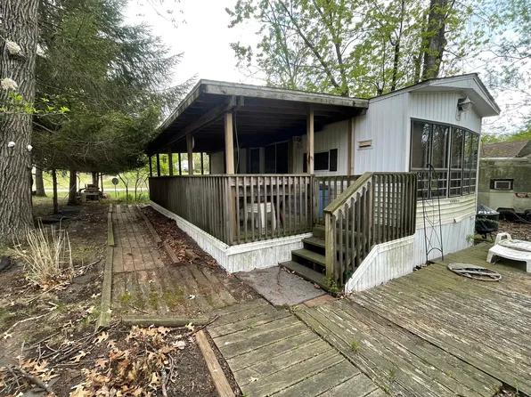 5-485 Woodhaven Lakes, Sublette, IL 61367