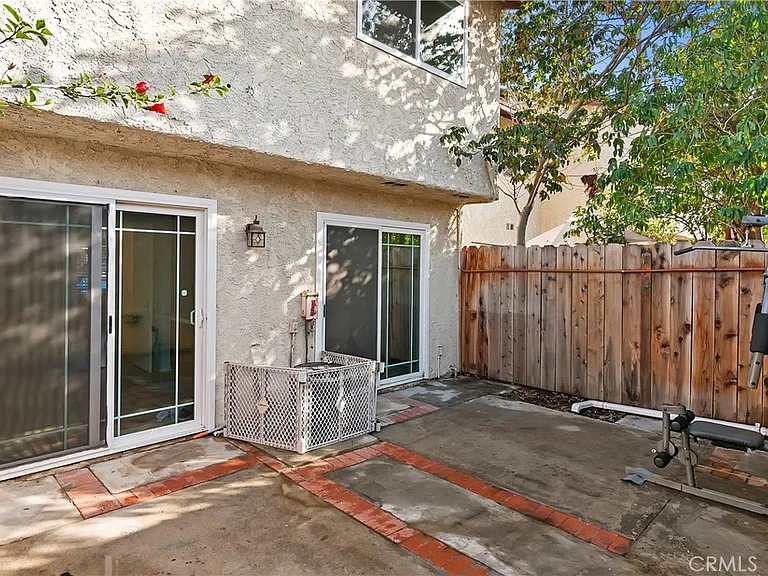 8707 Cedros Ave #7 — Photo 34