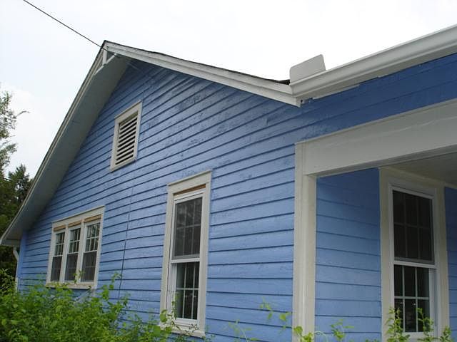 1st image of 822 N Bertrand St