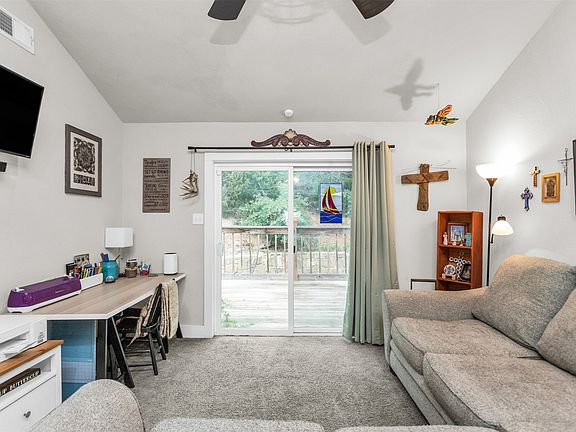 5th image of 3963 Summit Ridge Dr