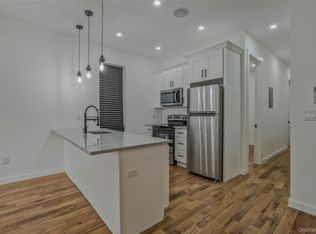 21 Essex St #1, Brooklyn, NY 11208