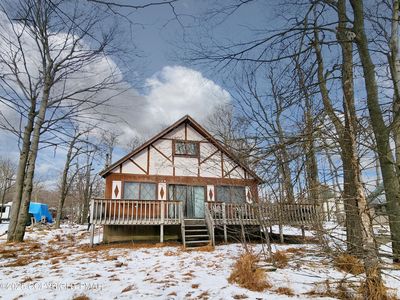 1686 Moonbeam Ter, Tobyhanna, PA, 18466