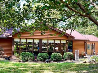 14069 E Stockade Rd, Nevada, MO 64772