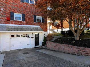 737 Hagner St, Philadelphia, PA 19128