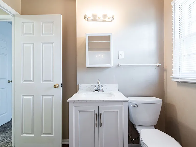 3503 Medford Ct — Photo 14