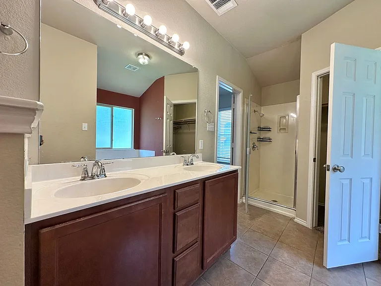 6806 Modesto Rd — Photo 26