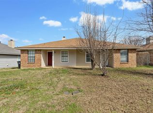 5621 Mansfield Rd, Arlington, TX 76017