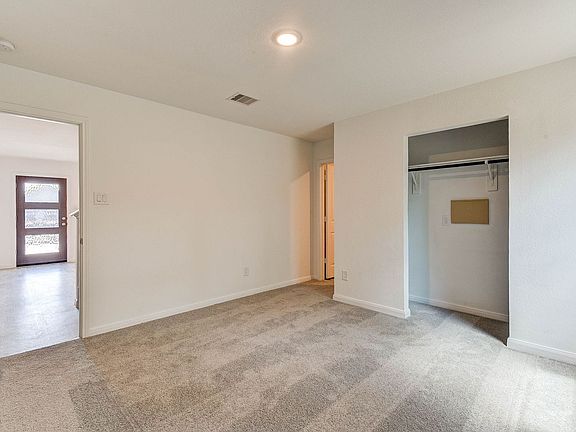 5th image of 16934 Marie Village Dr