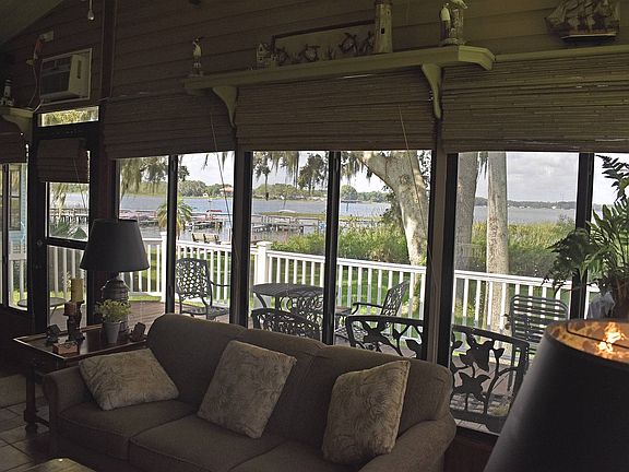 4th image of 2241 Lakeside Dr #26