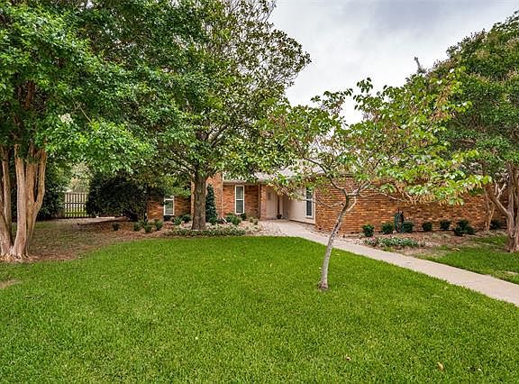 2nd image of 505 Meadow Creek Dr