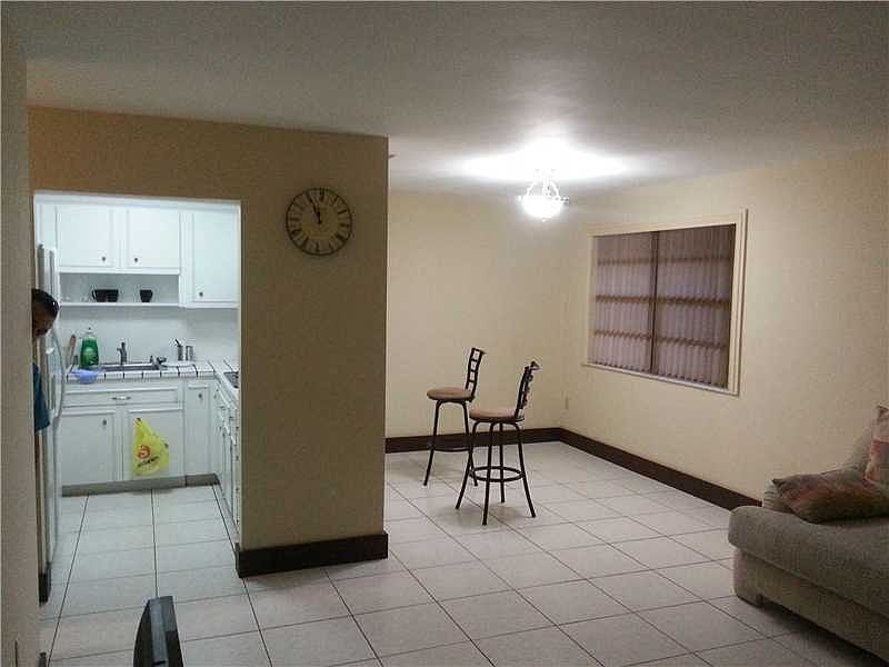 2nd image of 7326 SW 38th St