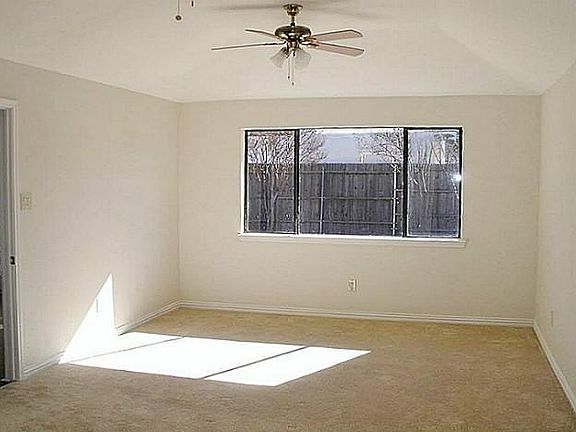 4th image of 3106 Princewood Dr
