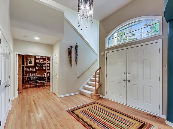 3rd image of 880 Spyglass Ct