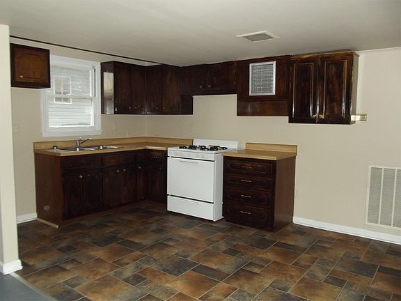 5th image of 3478 Tutwiler Ave APT 5