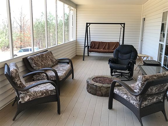 Screened In Back Porch