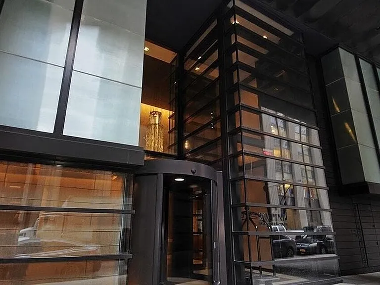 20 Pine St #2305 — Photo 6