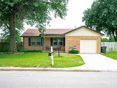 523 W Anita Dr, Haysville, KS, 67060