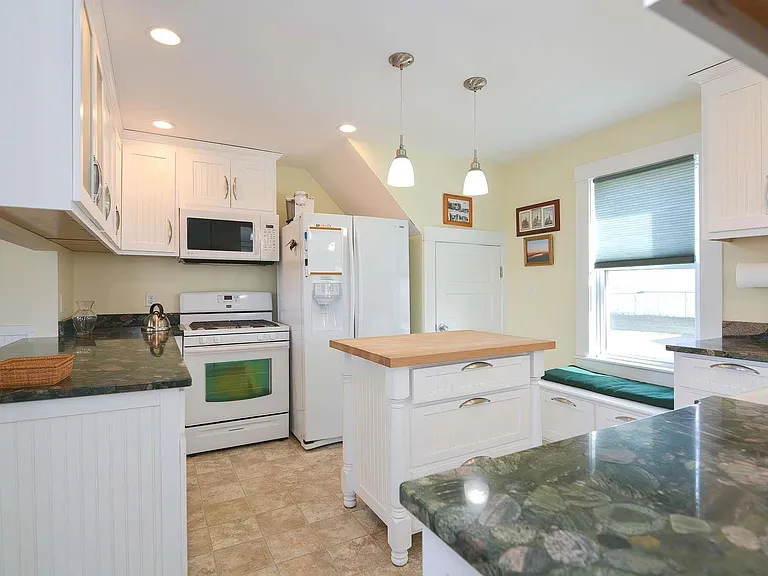 7 Williams St — Photo 8