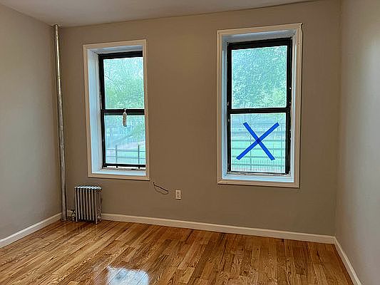 5th image of 423 E 114th St APT 2A
