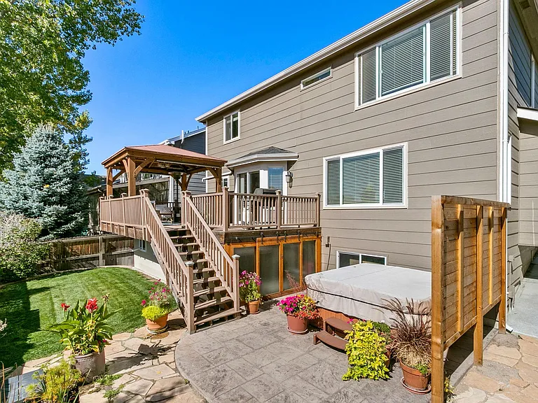 1933 Falcon Ridge Dr — Photo 3