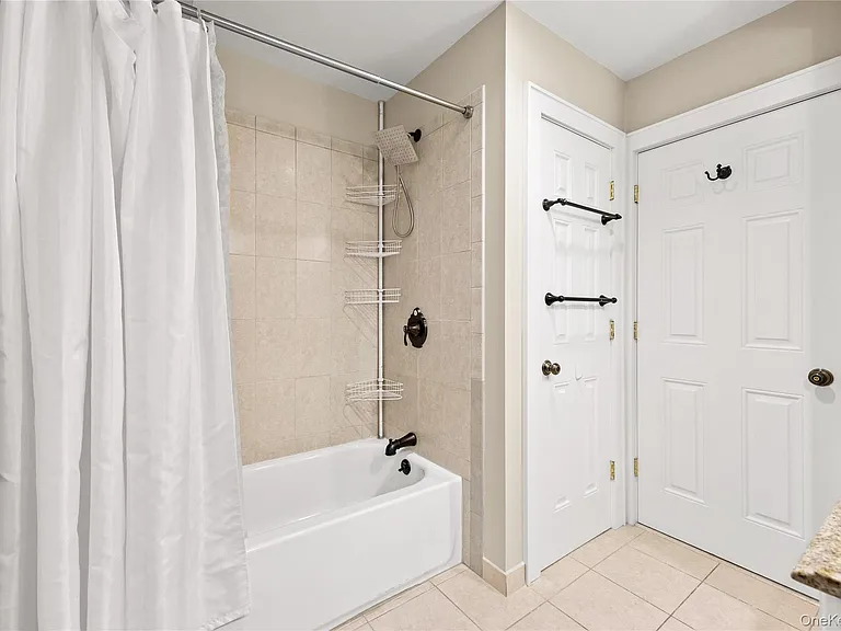 15 Pershing Ave — Photo 14