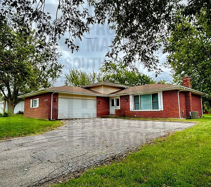 4217 Glen Oaks Dr