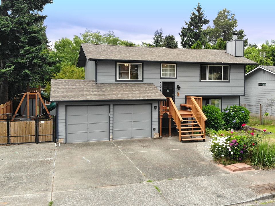 1st image of 3109 O St SE