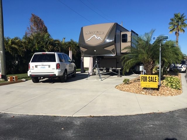 1st image of 6139 Parkway E