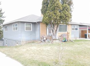 1015 Lawrence St, Belle Fourche, SD 57717