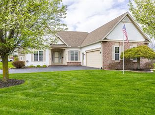 108 Arborway Ln, Rochester, NY 14612