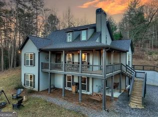 61 Overlook Rd, Blue Ridge, GA 30513