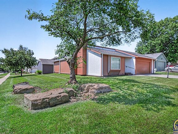 2nd image of 5701 SW Arrowhead Ct