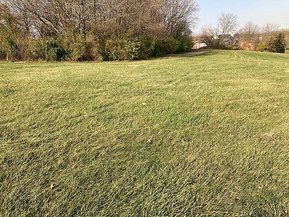 5th image of 4898 Smith Dr