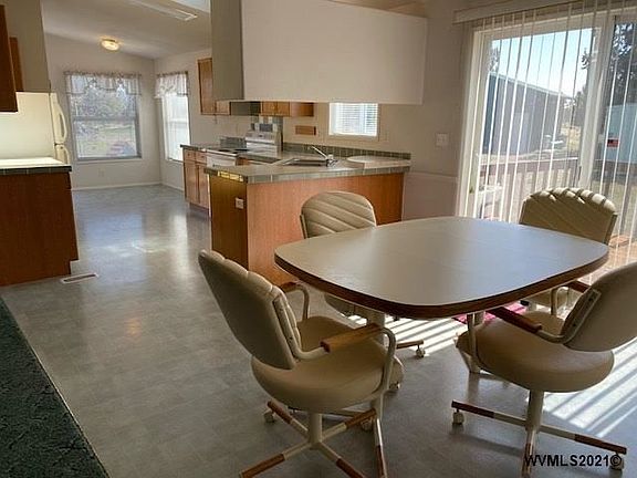 5th image of 12786 SW Peninsula Dr