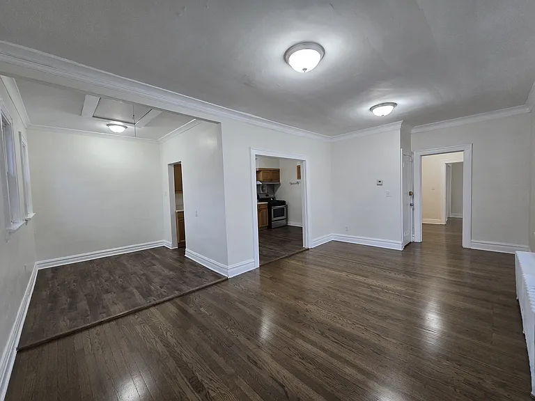 10 Lawndale St #2 — Photo 9