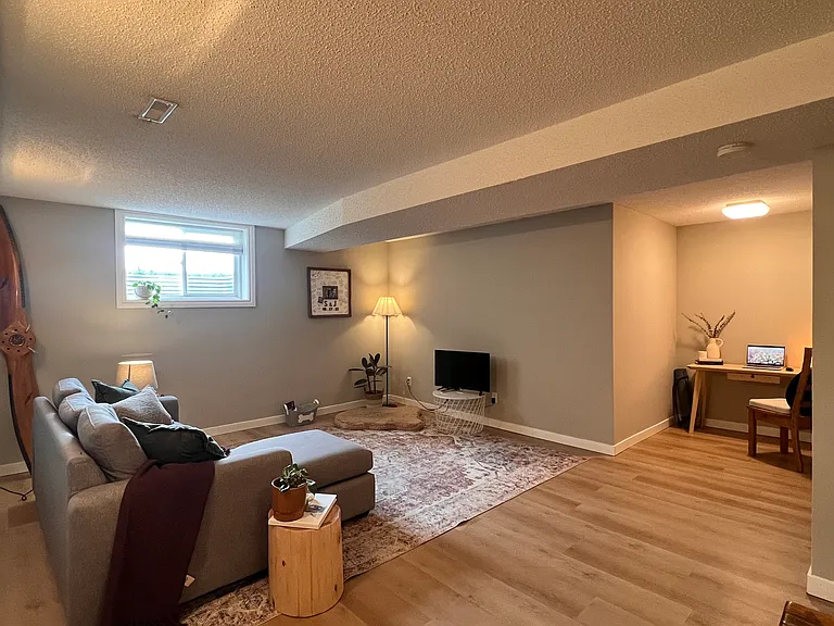 7305 37th Ave NW #BASEMENT — Photo 1