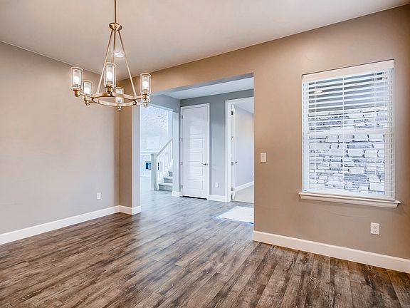 Starling Dining Room