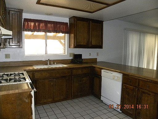 5th image of 347 W Avenue L