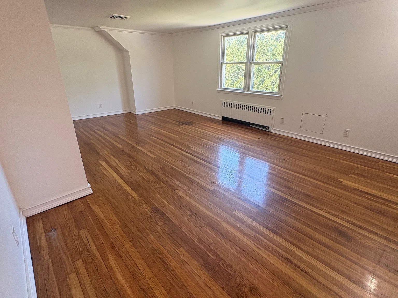 2 bed, 900 sqft, $2,600 — Photo 4
