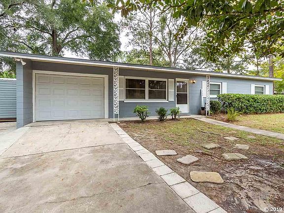 3rd image of 3444 NW 49th Ave