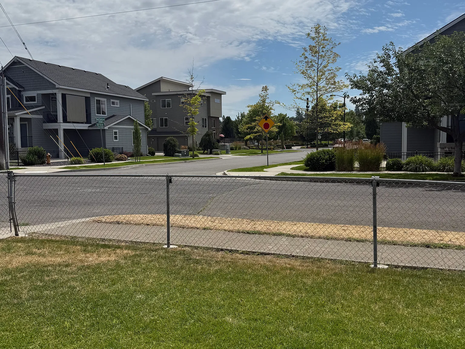 2 bed, 960 sqft, $2,300 — Photo 3