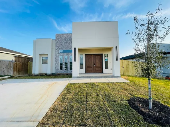 3711 Birge Dr, Laredo, TX 78046