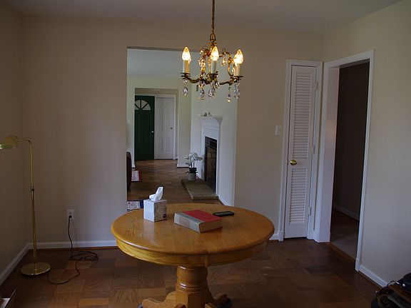 5th image of 9001 Glenbrook Rd