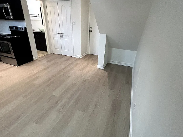 13 Fisher St #B — Photo 11