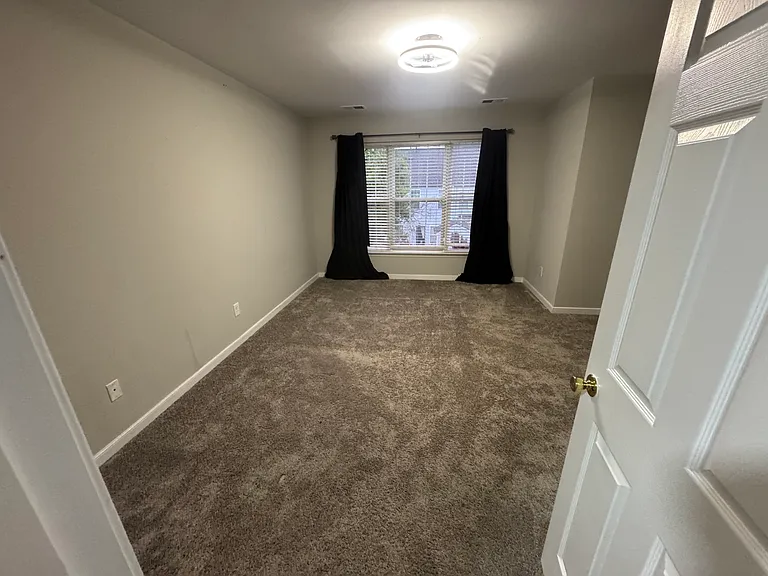 5506 Springwater Ln — Photo 16
